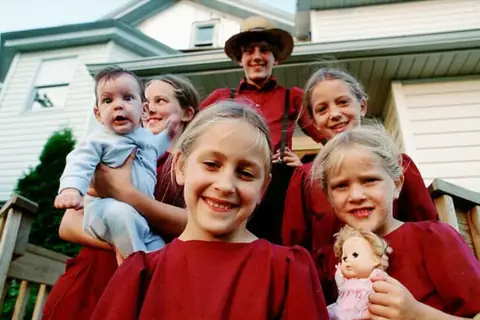 The Amish Know How To Save Money Better Than Your Financial Advisor!