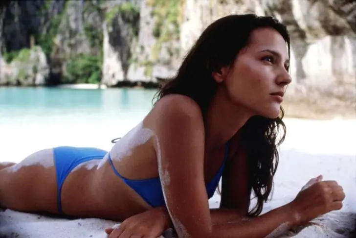 Virginie Ledoyen – The Beach, 2000