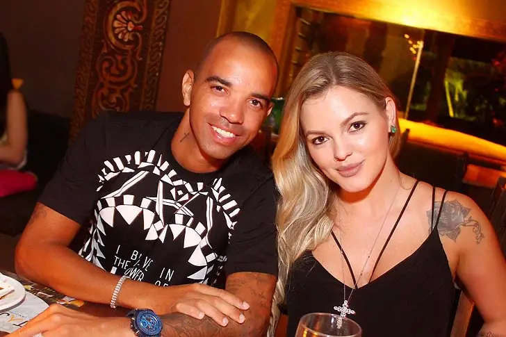 Diego Tardelli (37) e Linda Martins – 10 anos de casamento