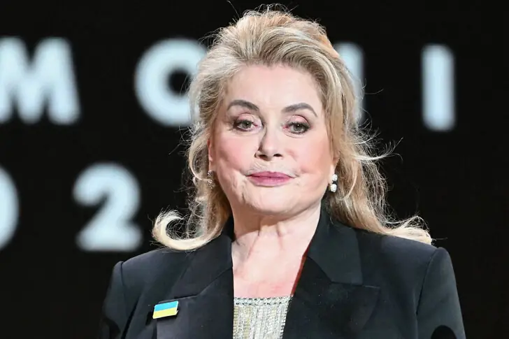 Catherine Deneuve – 70 millions d’euros
