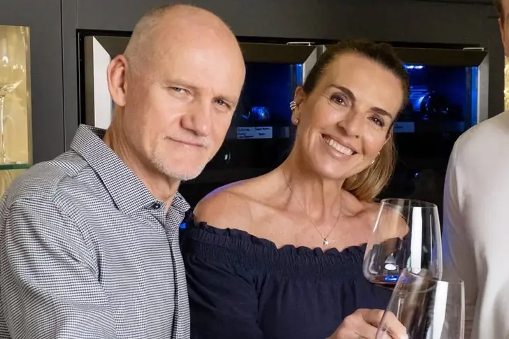 Cláudio Taffarel (56) e Andrea Taffarel – 33 anos de casamento