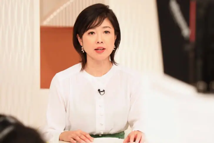 💖 2. 有働由美子＆一般男性：静かに愛を育むベテランアナウンサー