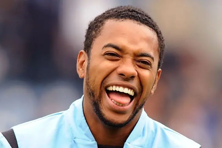 Robinho (38) –  São Vicente – 156 milhões de reais