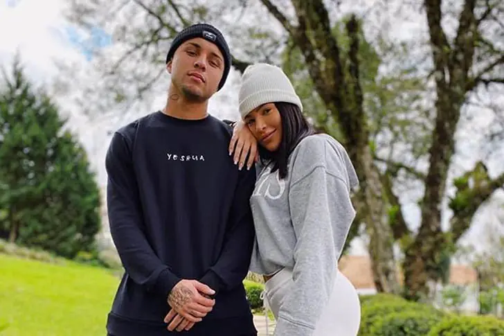 Everton Soares (26) e Isa Ranieri (24) – 3 anos de casados, uma filha