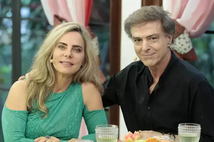 Bruna Lombardi (69) e Carlos Alberto Riccelli (75) – 43 anos de relacionamento, um filho