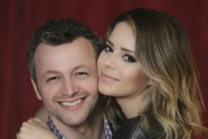 Sandy (39) e Lucas Lima (39) – 13 anos de casamento, um filho