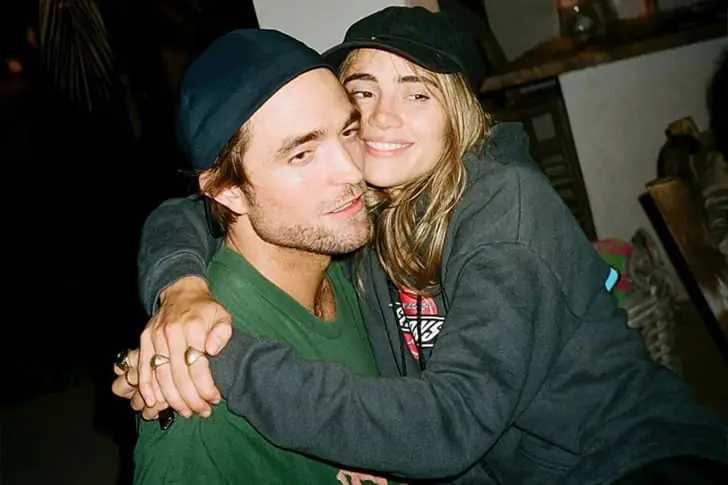 Robert Pattinson and Suki Waterhouse – Together For 3 Years