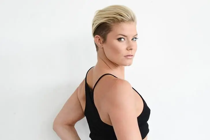 Whitney Miller – Nacida En 1989, Texas