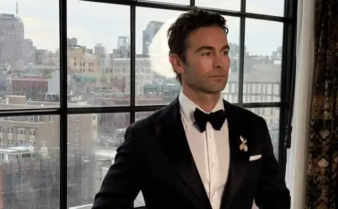 This “Gossip Girl” Star Says Rewatching the Series is “Campy” and “A Bit of Embarrassing”
