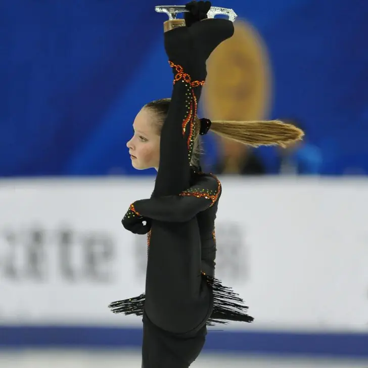 Eiskunstläuferin mit “Wow”-Faktor