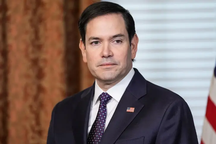 Marco Rubio – Born in 1971 – $400K